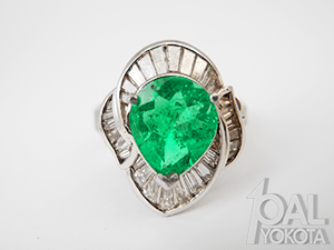 エメラルド指輪