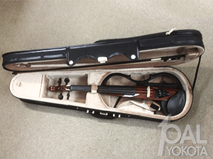 シンセサイザー